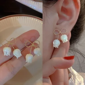 925 Silver Needle Korean Fashion Bowknot Tulip Earrings For Women Jewelry 2025 Trending New Women's White Flower Earrings Brinco