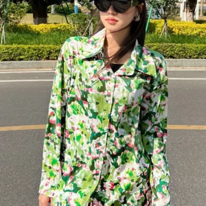 Women Spring Shirt Floral Shirt Retro 2025 New Korean Version Fashion Casual Loose Vacation Style Sun Protection Shirt BL083