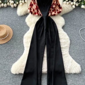 Summer Women's V-neck Bubble Sleeve High Waisted Jumpsuit New Fashionable Beach Vacation Temperament Casual Wide Leg Pants C310