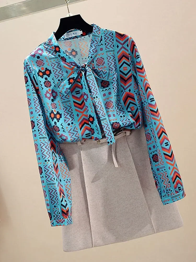 Spring Autumn Women's Blouse New Geometric Pattern Print Bowknot Shirt Korean Style Slim Long Sleeve Female Tops LL318