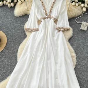 2025 Summer New Women's Vacation Dress White Apricot Artistic Vintage Weaving Sequin Tassel Elegant Dress D37