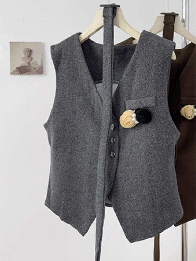 Autumn New Korean Women's Woolen Vest Sweet Flower Pin Sleeveless Fashion Temperament Versatile Single Breasted Vest Top C346 - Image 3