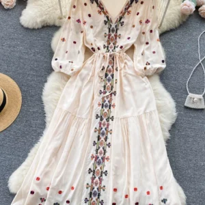Spring Summer Bohemian Dress Retro Ethnic Style Embroidery V-neck Waist A-line Seaside Holiday Swing Long Vestidos Dress G12