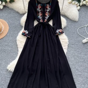 New Summer Retro Temperament Embroidered O-neck Single-breasted Loose Dress White Black Elegant Large Swing Vestidos Women D50