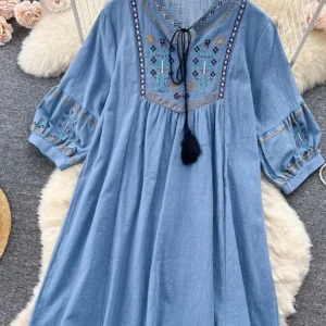 Women Summer Dress Ethnic Style Dress New Embroidered Bubble Sleeves Loose and Slim with A Foreign Style Short Dress D4139
